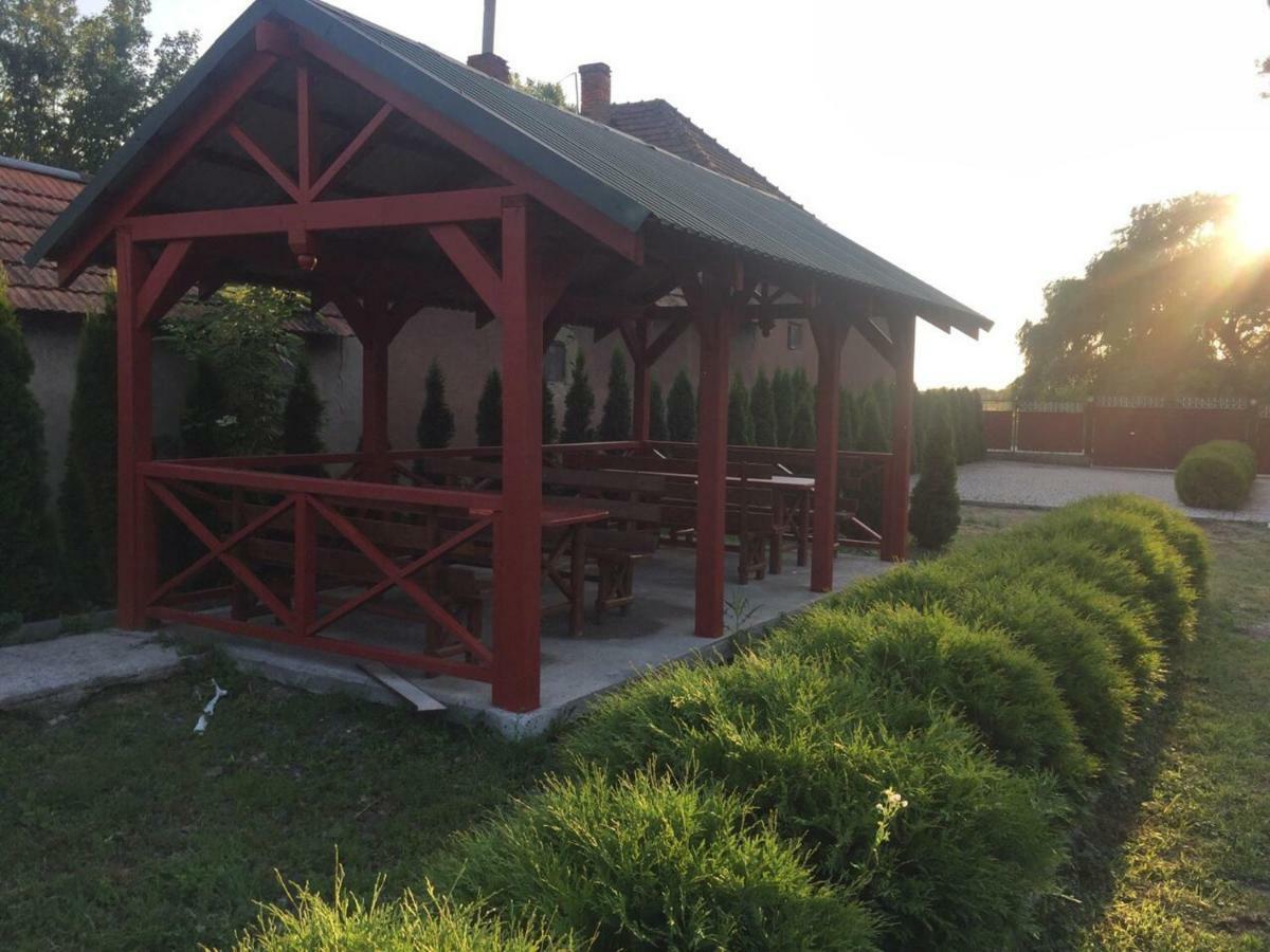 Vila Private House Near Kosyno Shom Exteriér fotografie